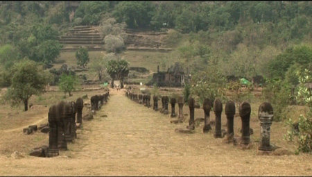 Wat Phou avenue with column remains